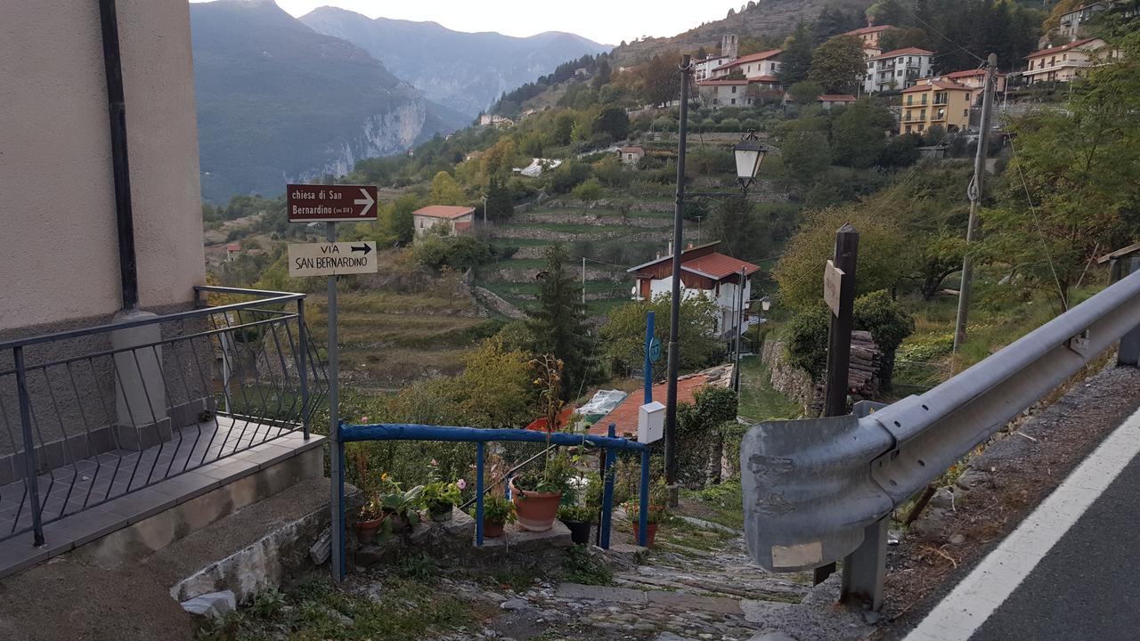 Casa Vacanze Da Oscar Βίλα Triora Εξωτερικό φωτογραφία